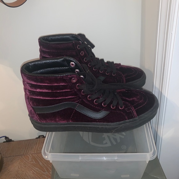 maroon velvet vans